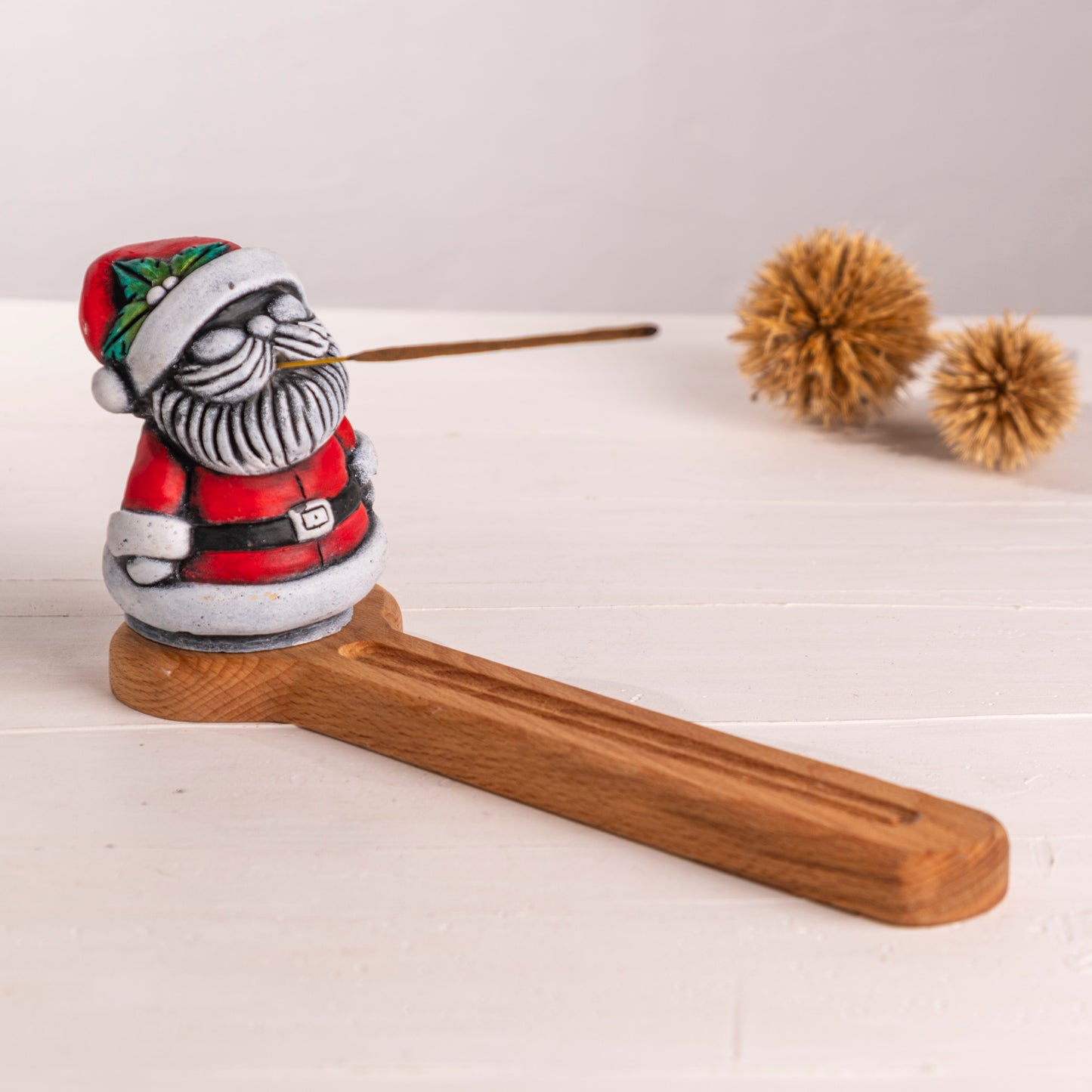 Santa Figure Incense Stick Holder, Winter, Noel (waking) 4 units