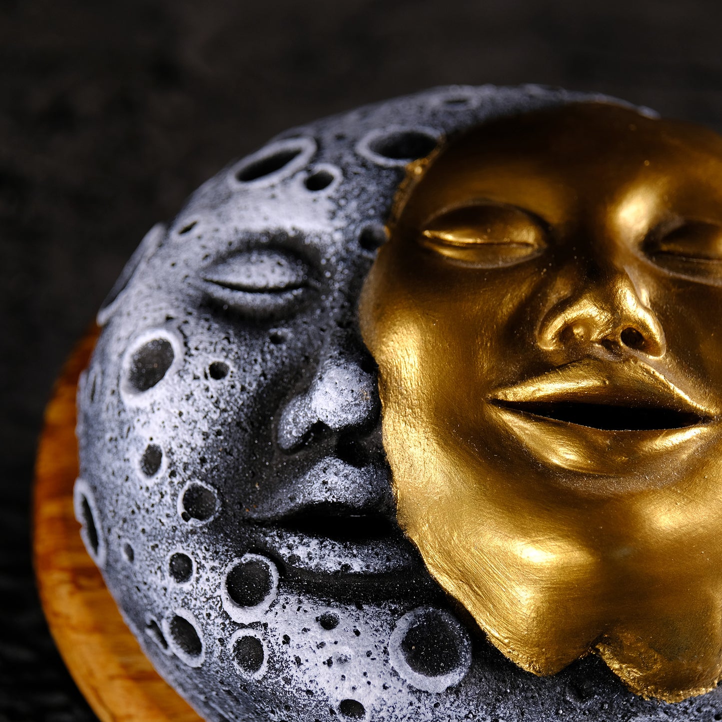 Moon & Sun Face Backflow Incense Burner (waking) 4 units