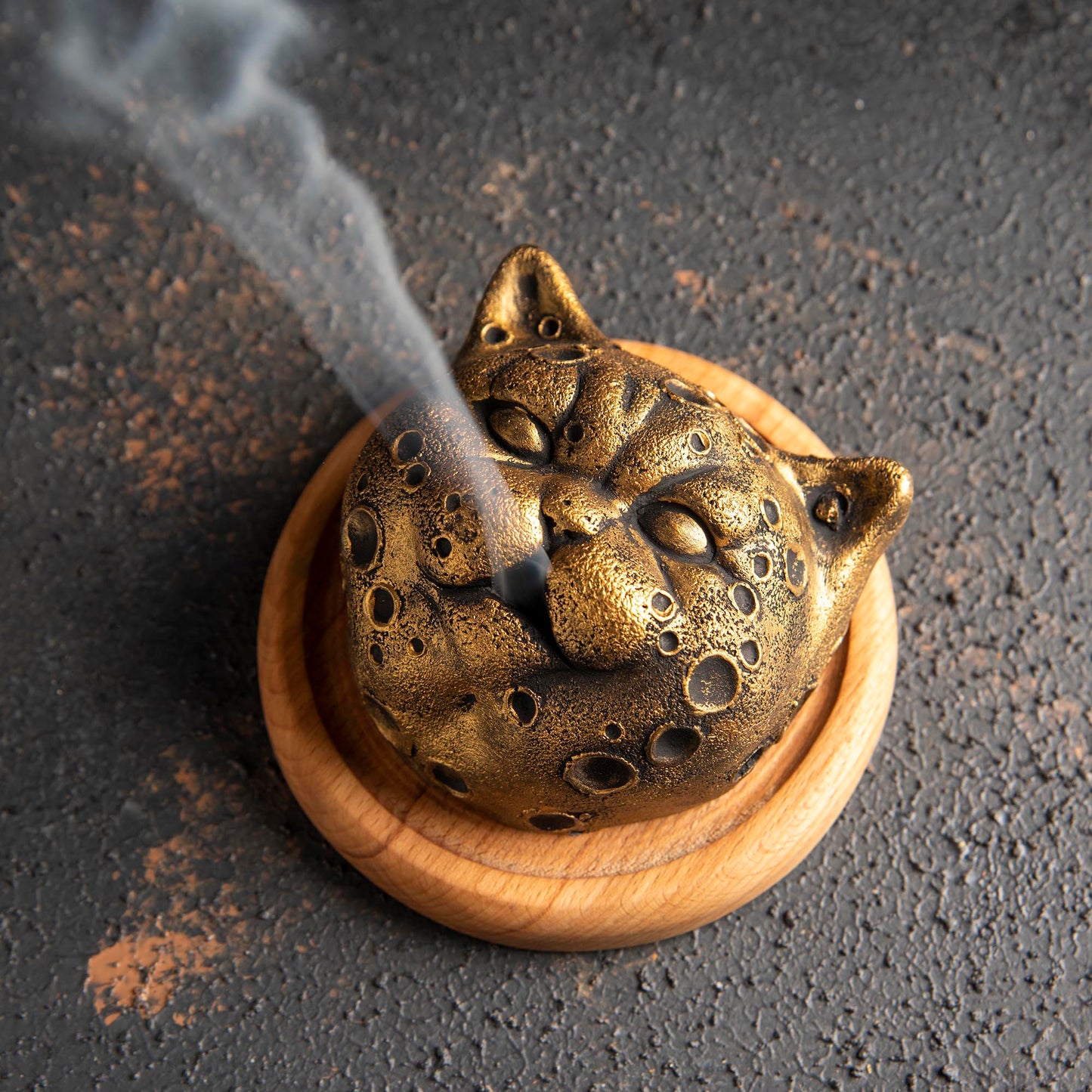 Gold Cat Planet Cone Incense Burner (waking) 4 units