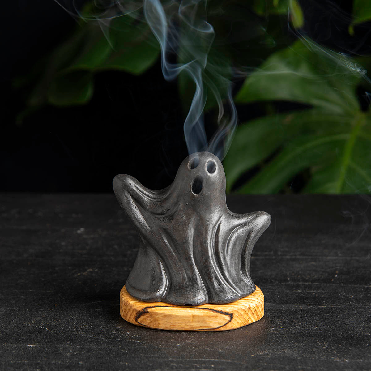 Spooky Halloween Ghost Incense Holder (Medium), Ghost for Halloween (waking) 4 units