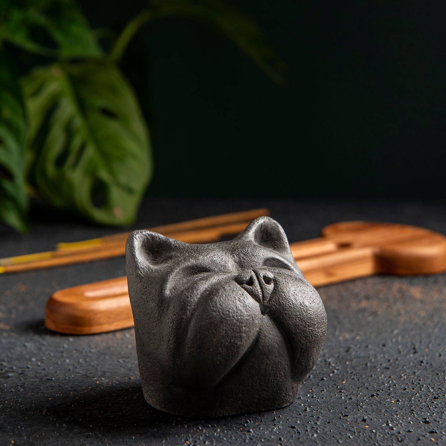 Bulldog Stone Head Incense Holder, Minimalist Incense Burner for Yoga Studio (waking) 4 units