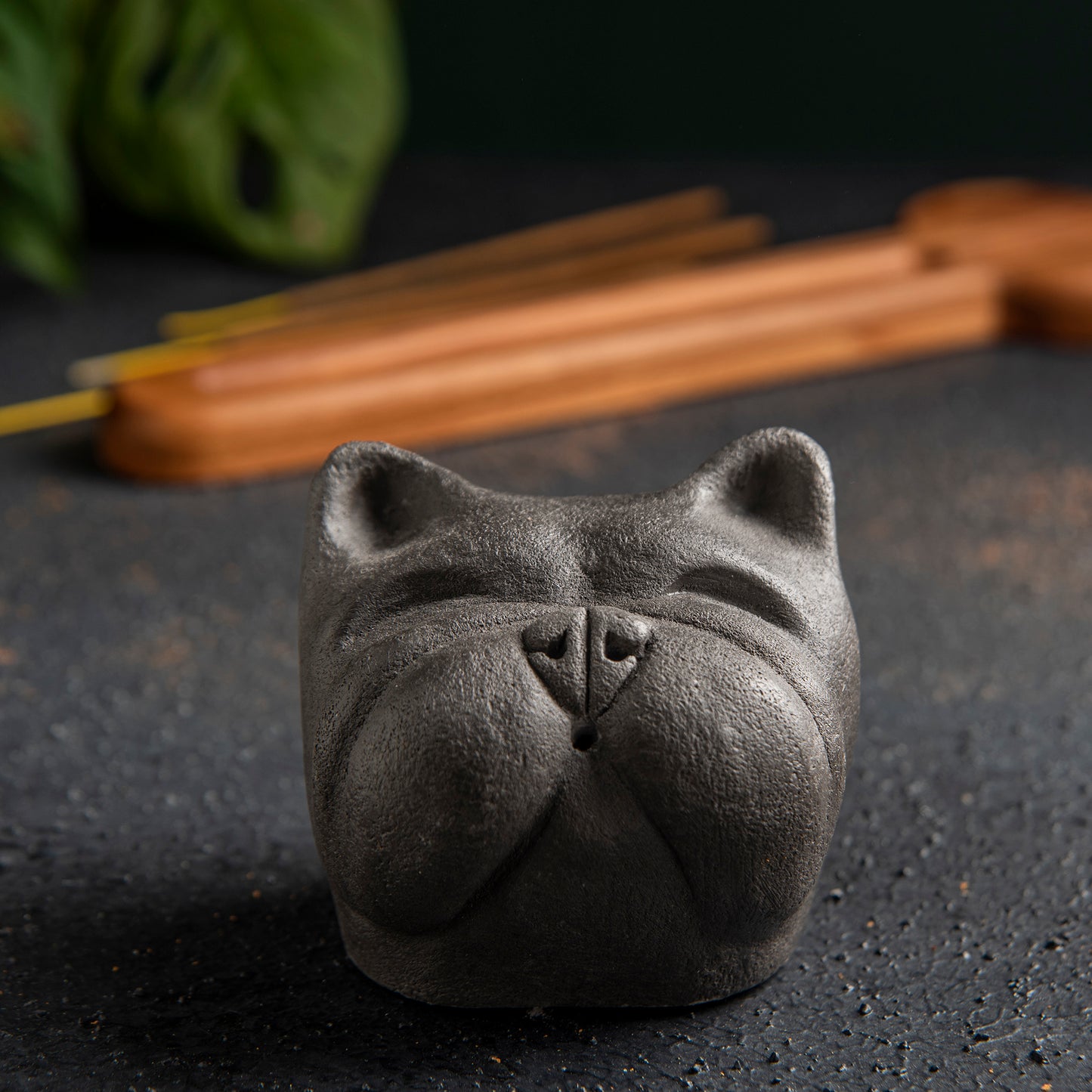 Bulldog Stone Head Incense Holder, Minimalist Incense Burner for Yoga Studio (waking) 4 units